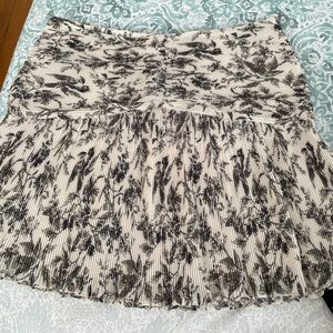 NWT Express Skirt Large